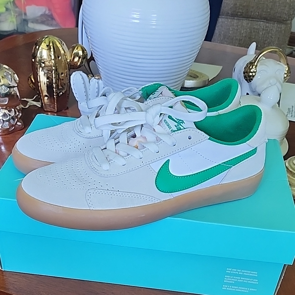 Nike White and Green Court Sneakers